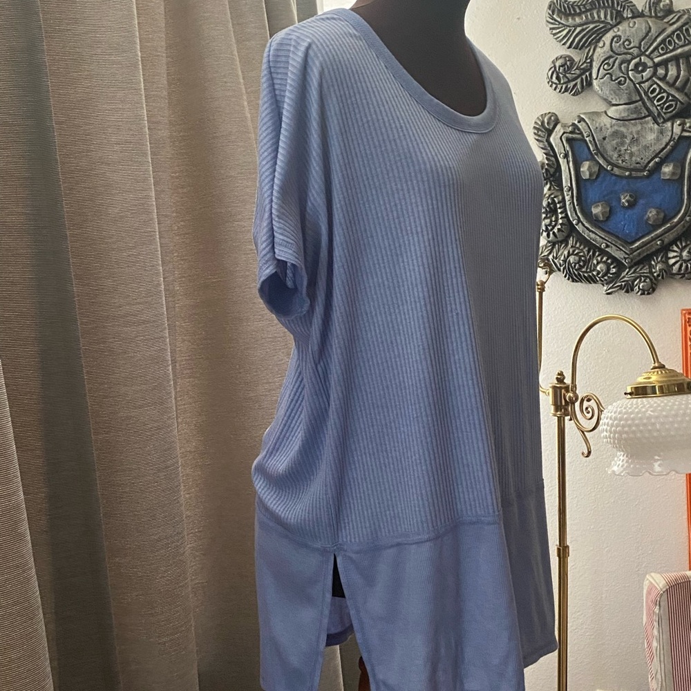 Ladies Shirt oversized - American eagle size XS - Loose fit - in pale blue